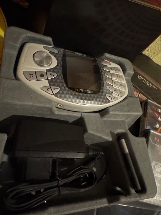 Nokia N-Gage Completa + 2 Juegos