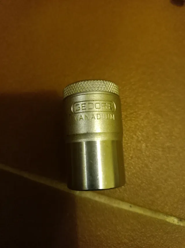 Vaso métrico Gedore Vanadio 20