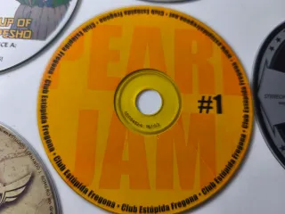 17 CDs Originales + 63 CDs Grabados