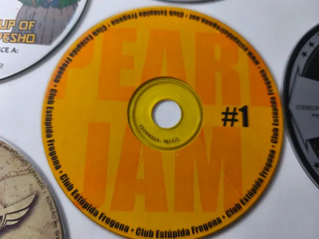 17 CDs Originales + 63 CDs Grabados