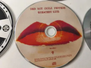 17 CDs Originales + 63 CDs Grabados