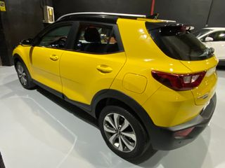 IMPECABLE!!! KIA STONIC HIBRIDO