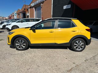 IMPECABLE!!! KIA STONIC HIBRIDO