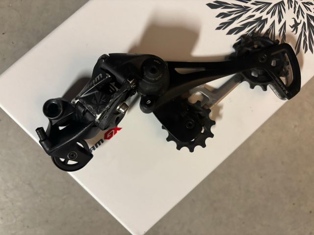 SRAM GX Mando y Desviador 12v