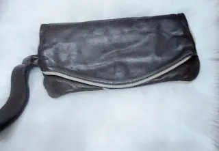 Bolso / Cartera de mano 100% piel. Springfield.