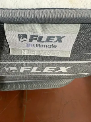 Base tapizada y colchón Flex Nube 135x180