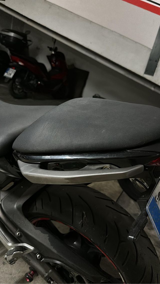 Agarraderas Kawasaki ER6n 12-16