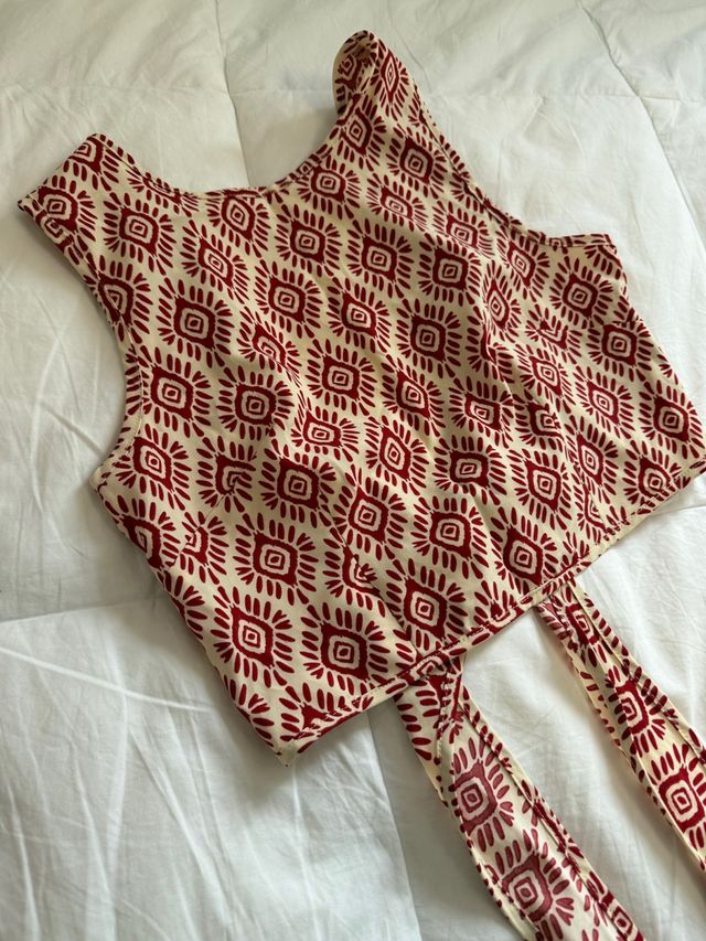 Top SHEIN estampado rombos