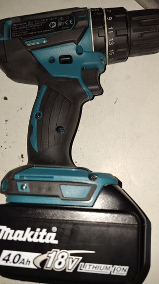 Taladro Percutor Makita DHP482 60Nm Usado