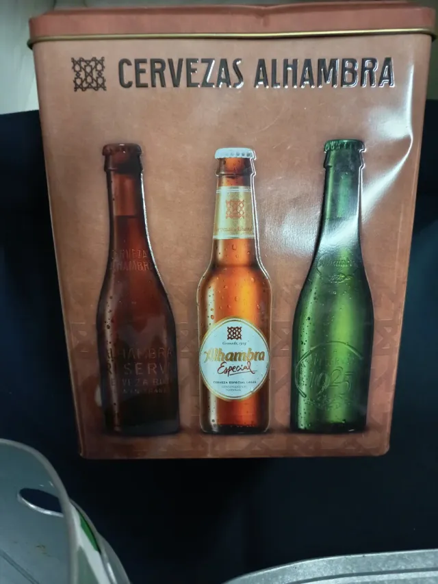 Lama di latta e cubiteras di Alhambra