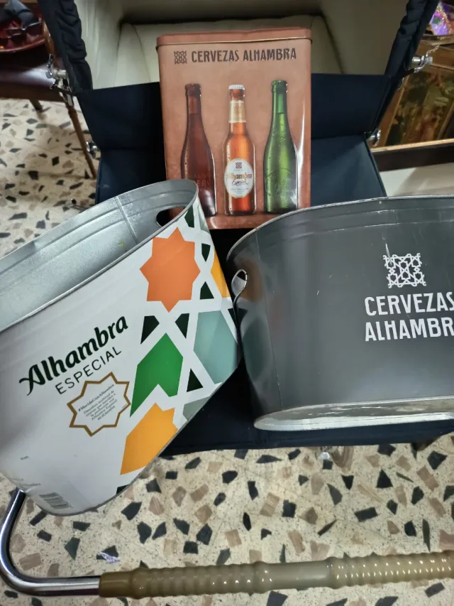 Lama di latta e cubiteras di Alhambra