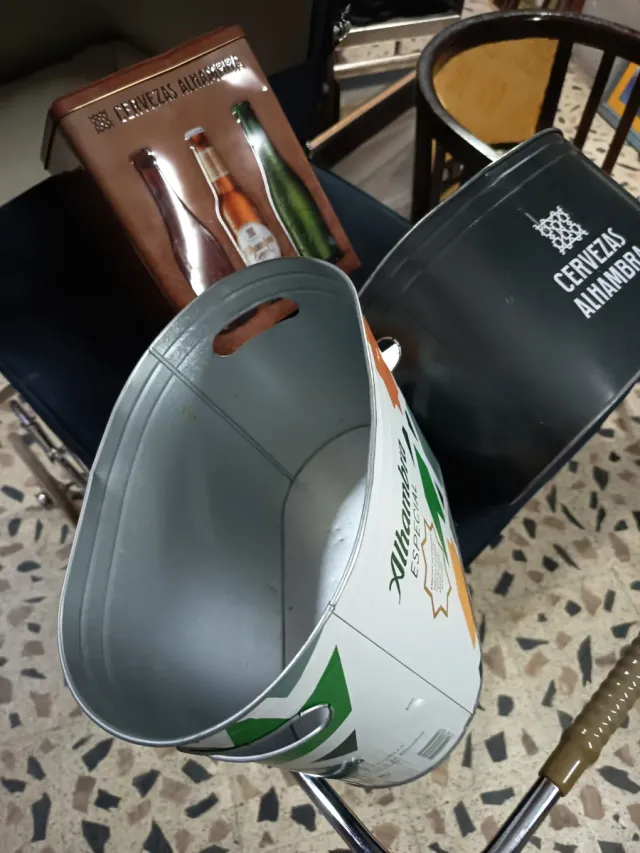 Lama di latta e cubiteras di Alhambra