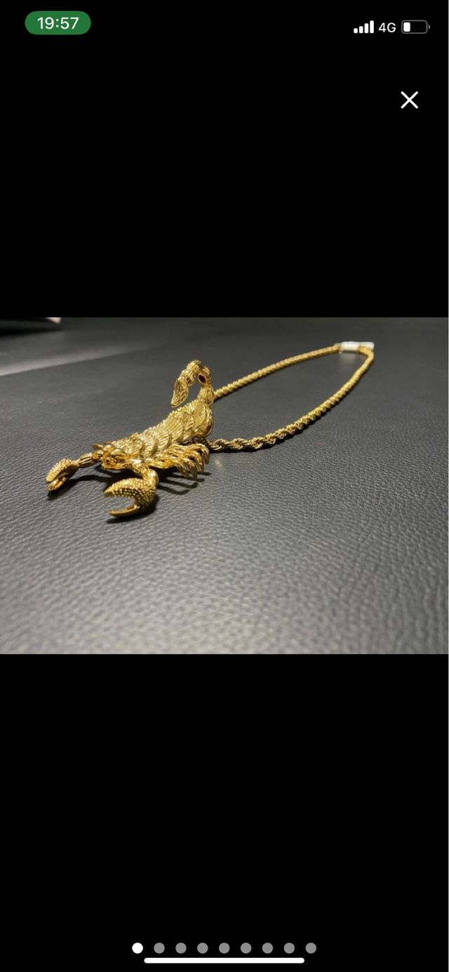 Cordón bañado en oro