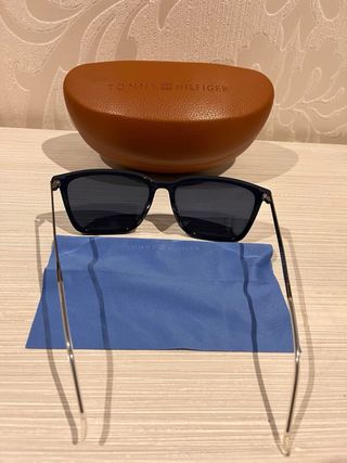 Gafas de Sol Tommy Hilfiger azul marino