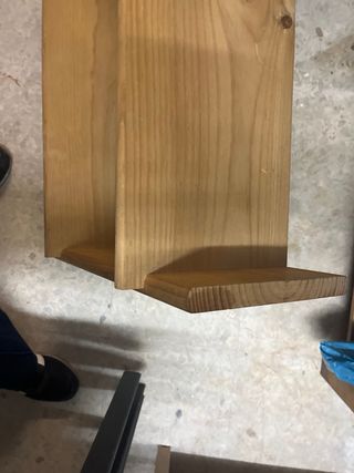 Estantería de madera maciza más modelos y cosas en