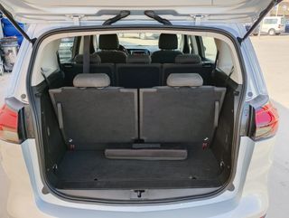 Opel Zafira Tourer 2016