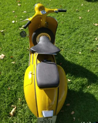 Vespa 125