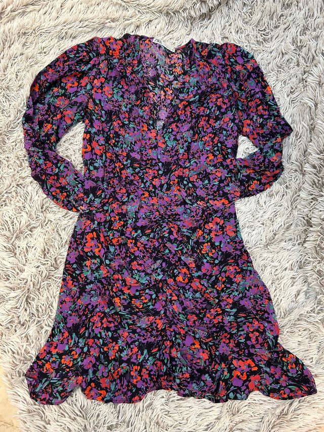 Vestido Zara Estampado Flores Morado