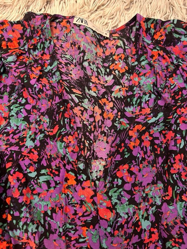 Vestido Zara Estampado Flores Morado