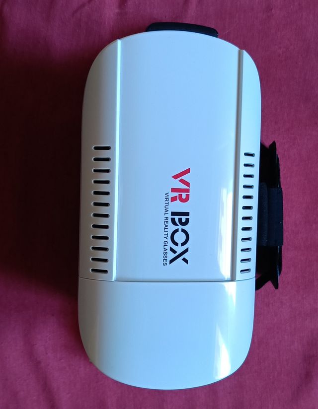 Visore VR BOX per smartphone