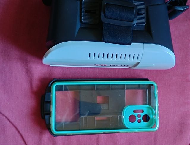 Visore VR BOX per smartphone