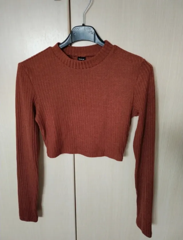 Camisa SHEIN manga larga crop top