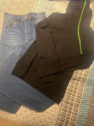 Pantalón campana elástico XS y sudadera S chica