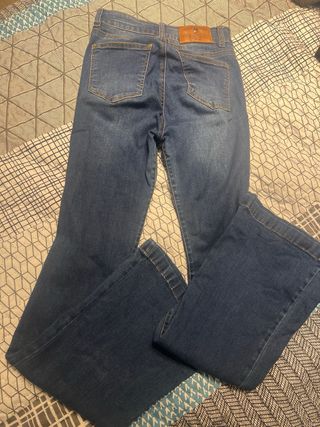 Pantalón campana elástico XS y sudadera S chica