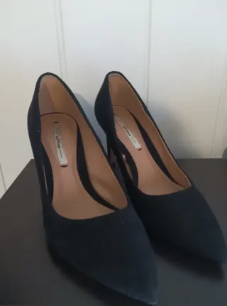 Zapatos de tacón negros