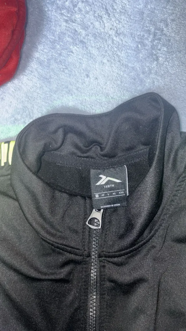 Chándal hombre negro y gris