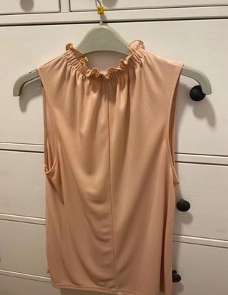 Blusa Zara sin mangas rosa