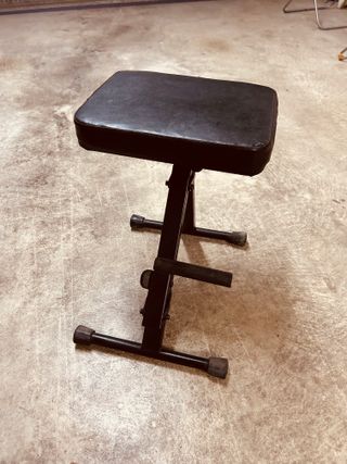 Banqueta ajustable para contrabajo