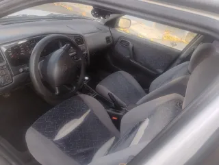 Nissan Primera 1998