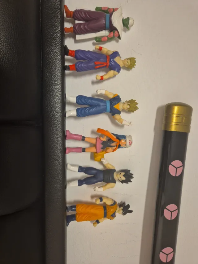 Lote Figuras Dragon Ball pequeños