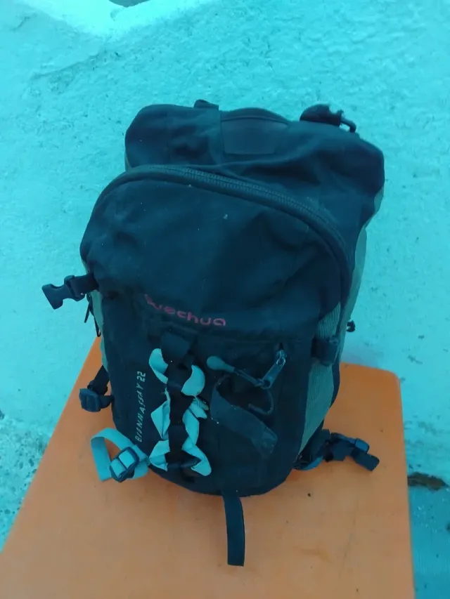 Mochila Quechua Bionnassay 22 Negra