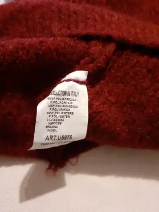 Chaleco de punto color burdeos