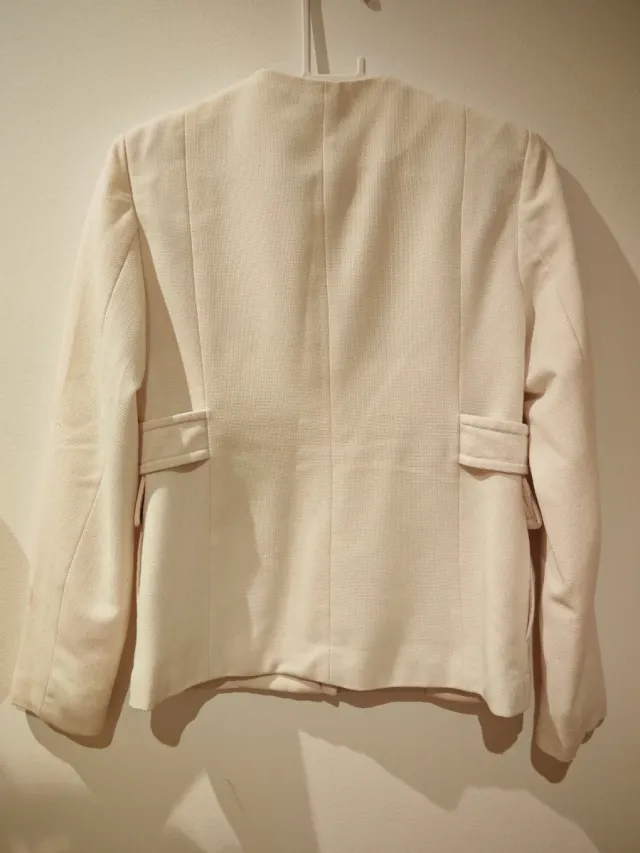 Chaqueta Stradivarius Blanca