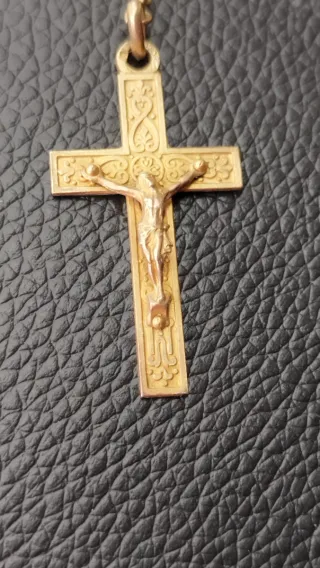 Rosario antiguo chapado en oro