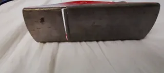 Cepillo de carpintero de madera