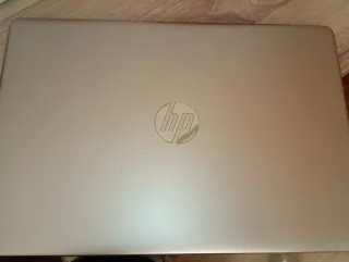 Portátil HP Intel Core5 gris