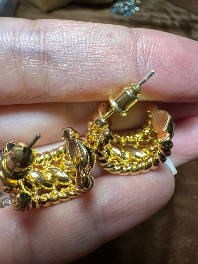 Pendientes C Trenzados Dorados