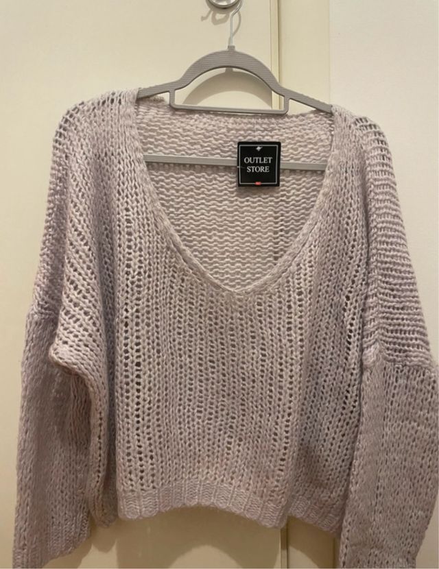 Maglione traforato lilla morbido