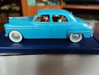Coche de Tintín azul