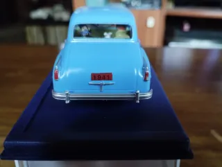 Coche de Tintín azul
