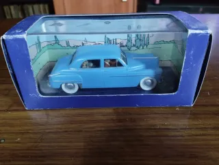Coche de Tintín azul
