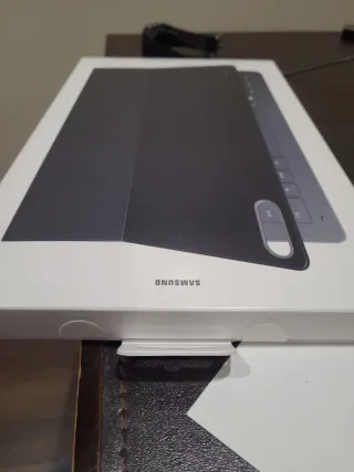 Funda Teclado Book Cover Slim Galaxy Tab S11 Ultra