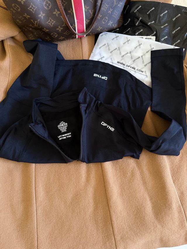 Giubbotto DFYNE nero