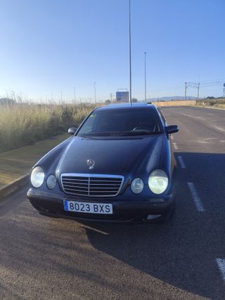 Mercedes-Benz Clase E 2002