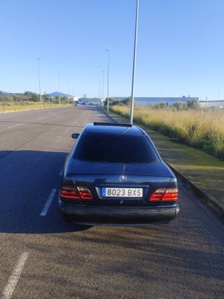 Mercedes-Benz Clase E 2002
