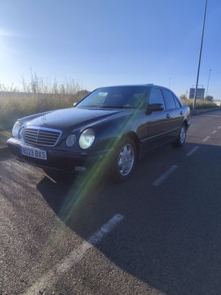 Mercedes-Benz Clase E 2002